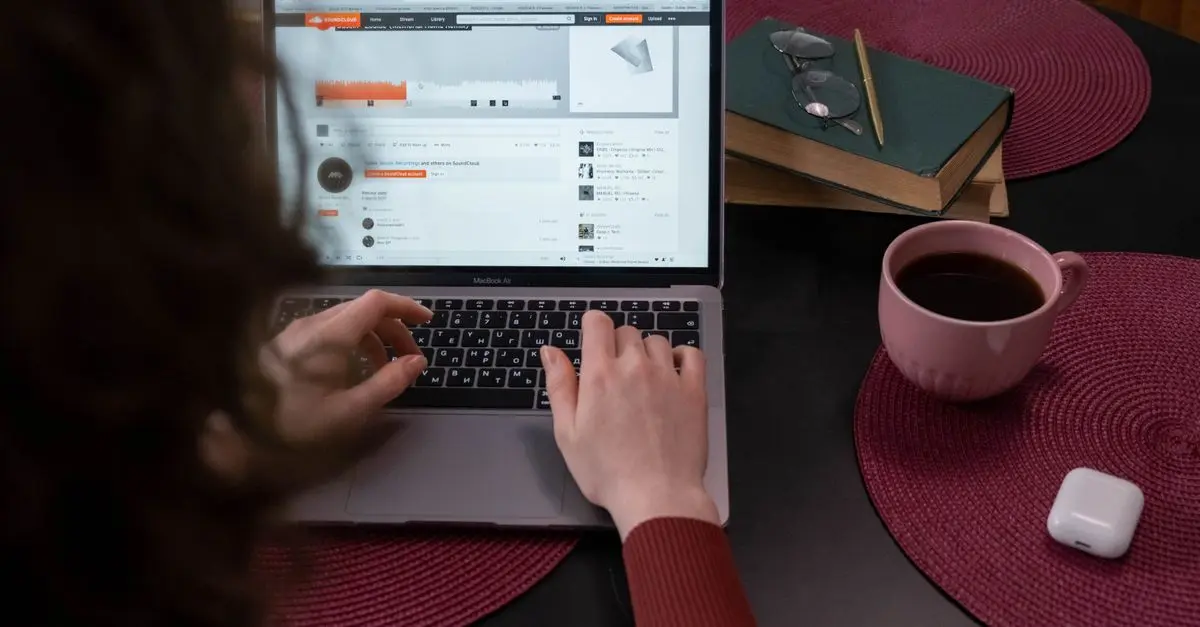 Comment utiliser un annuaire en ligne pour trouver des contacts